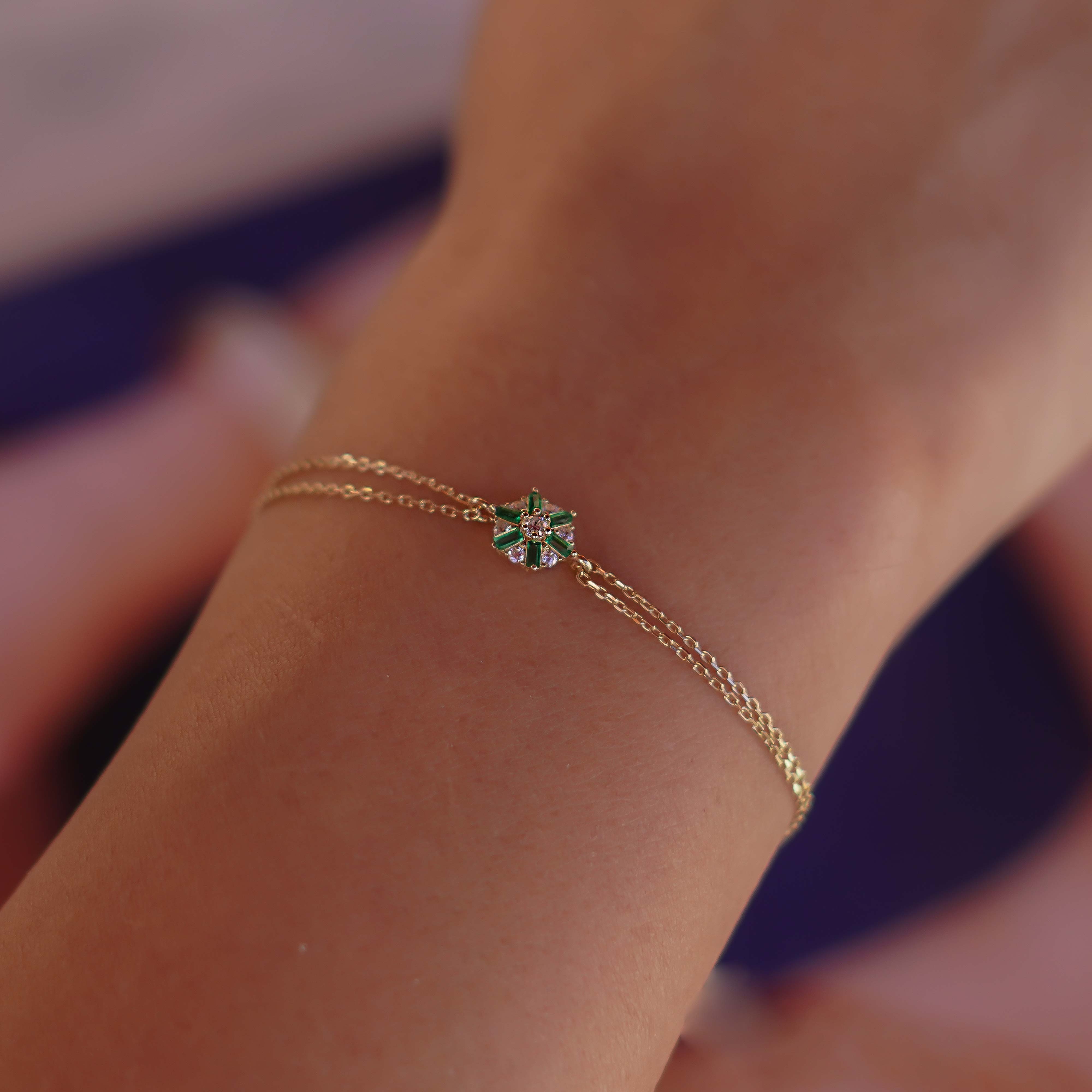 Yeşil Taşlı Çiçek Bileklik