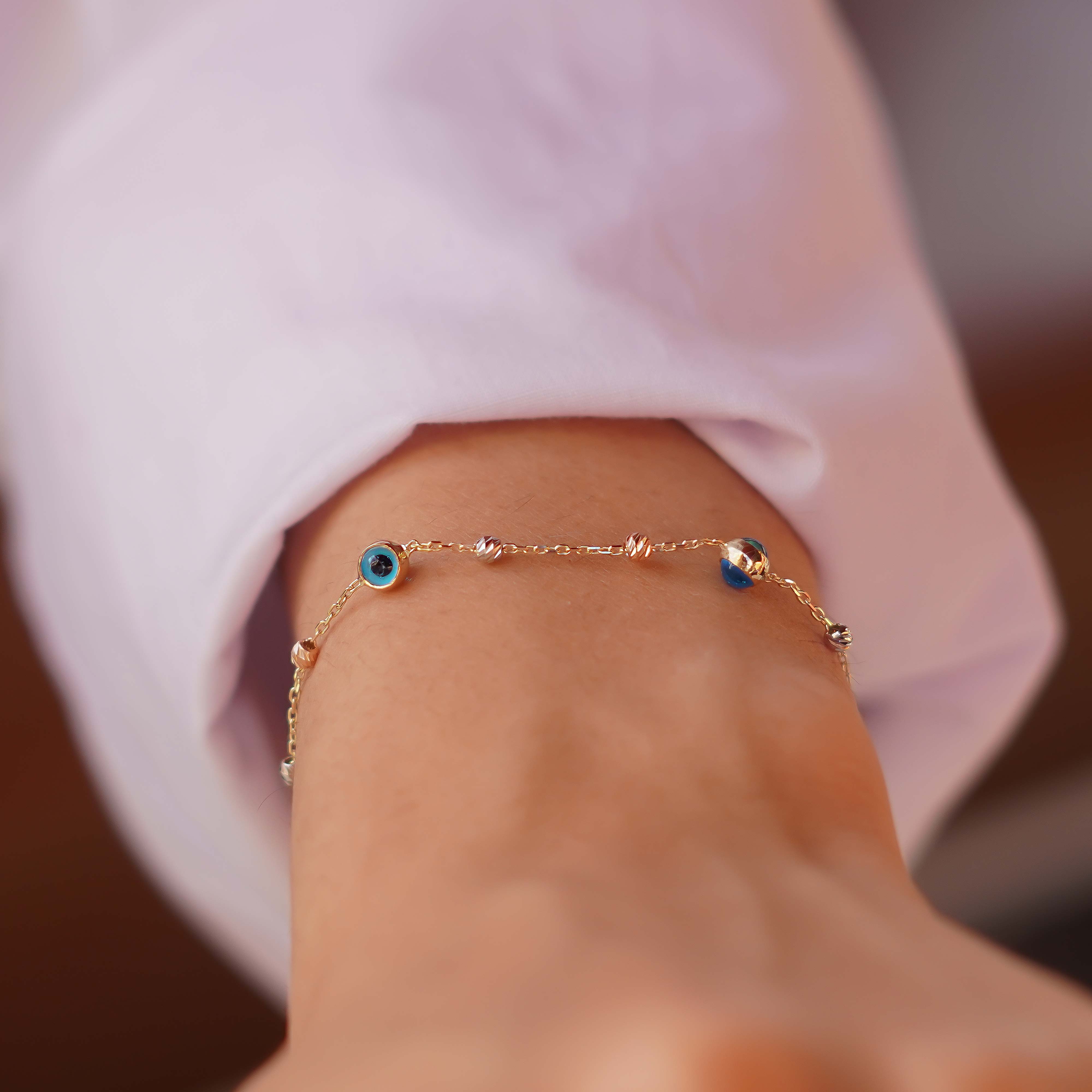 Dorika Toplu Göz Bileklik