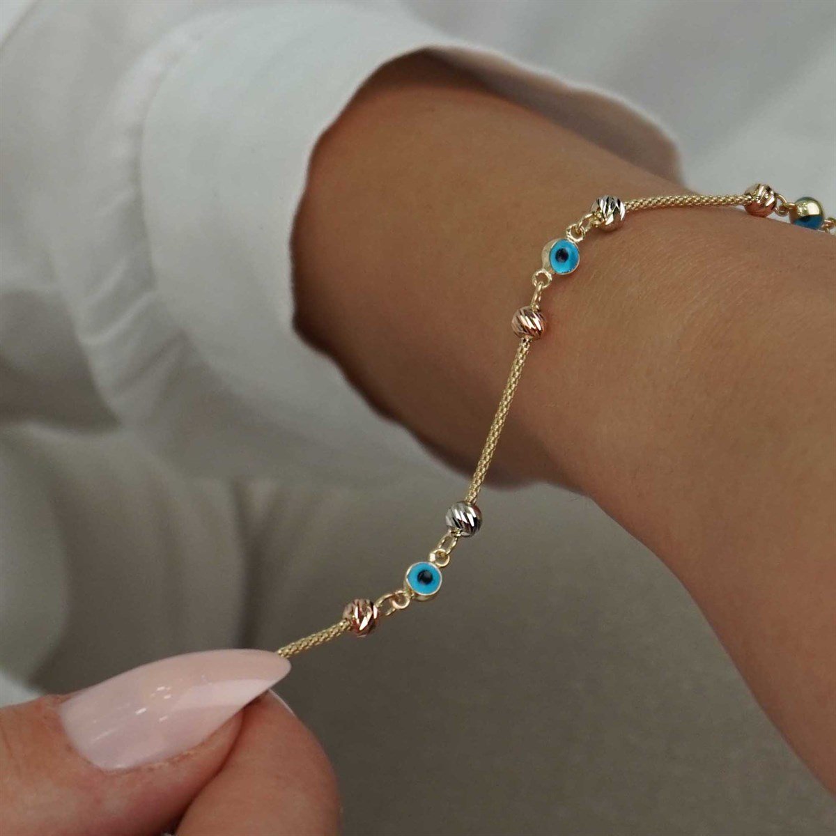 Dorika Toplu Göz Bileklik