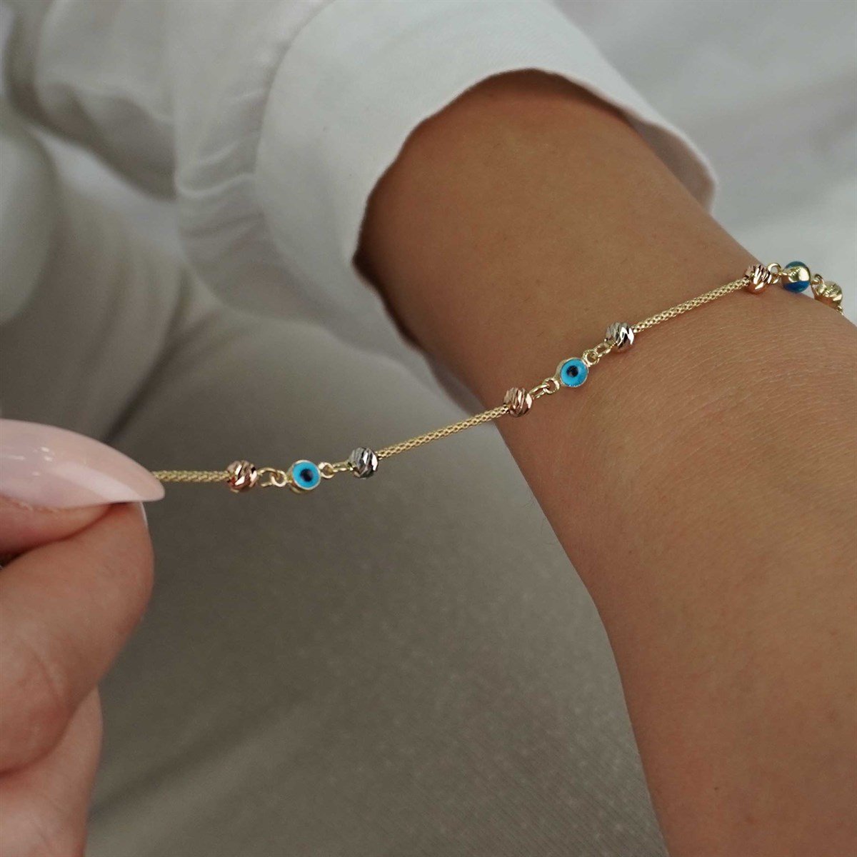 Dorika Toplu Göz Bileklik