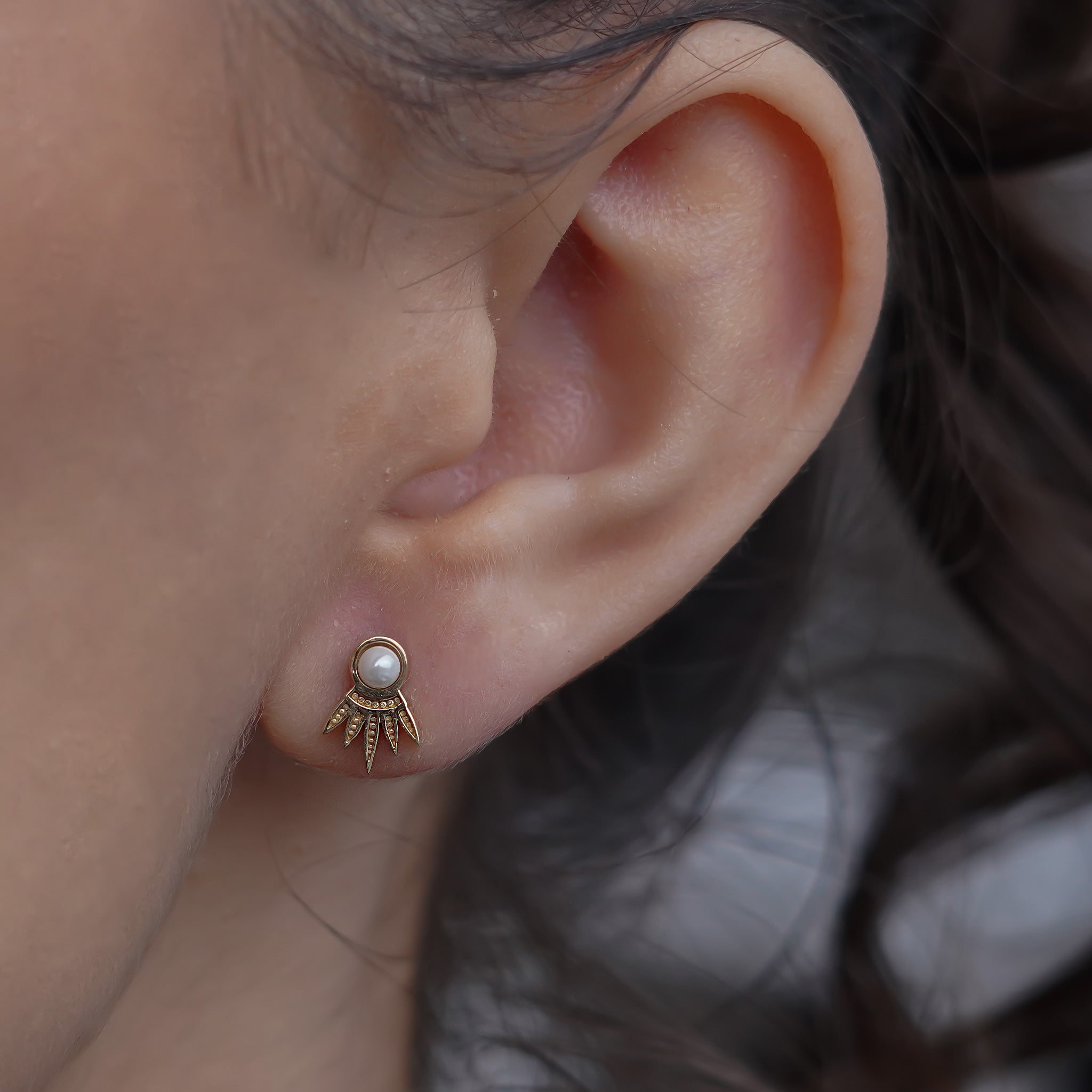 İncili Güneş Küpe