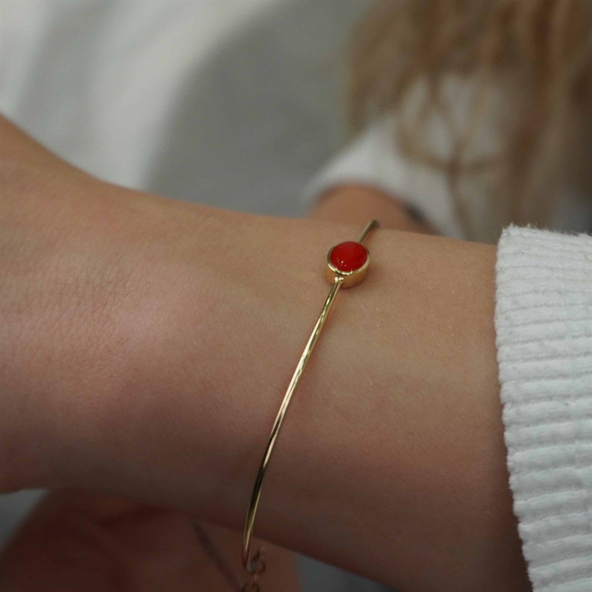 Kırmızı Taşlı Bilezik