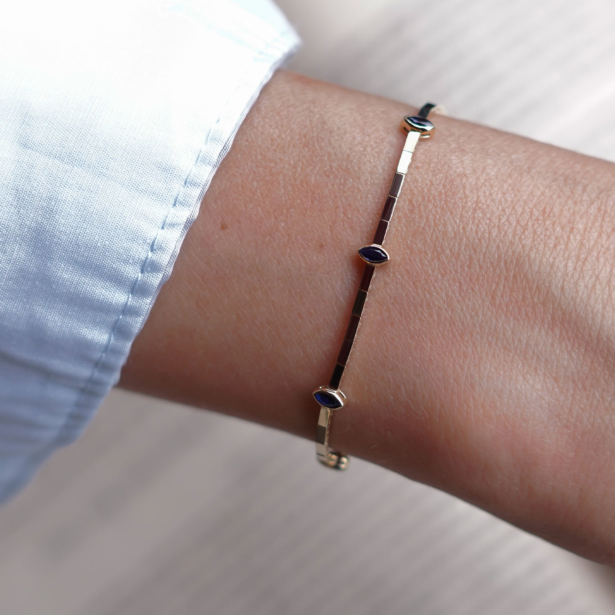 Maris Lacivert Taşlı Bileklik