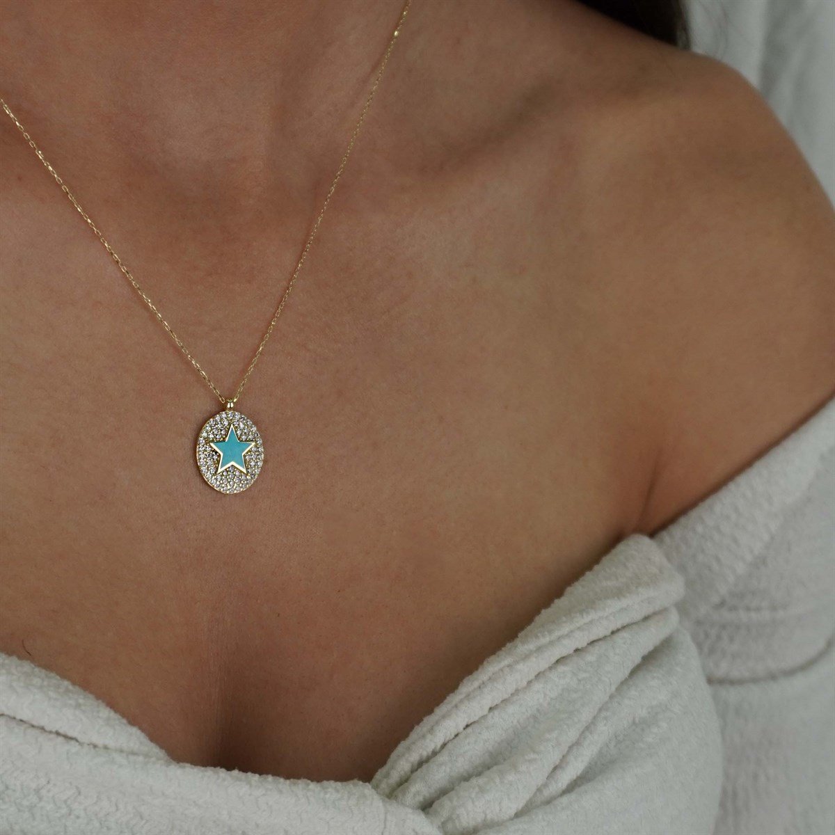 Mineli Yıldız Kolye