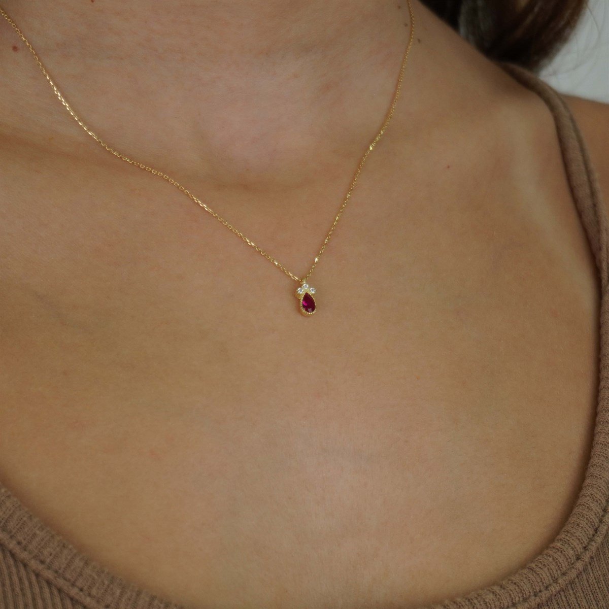 Mini Kırmızı Damla Kolye