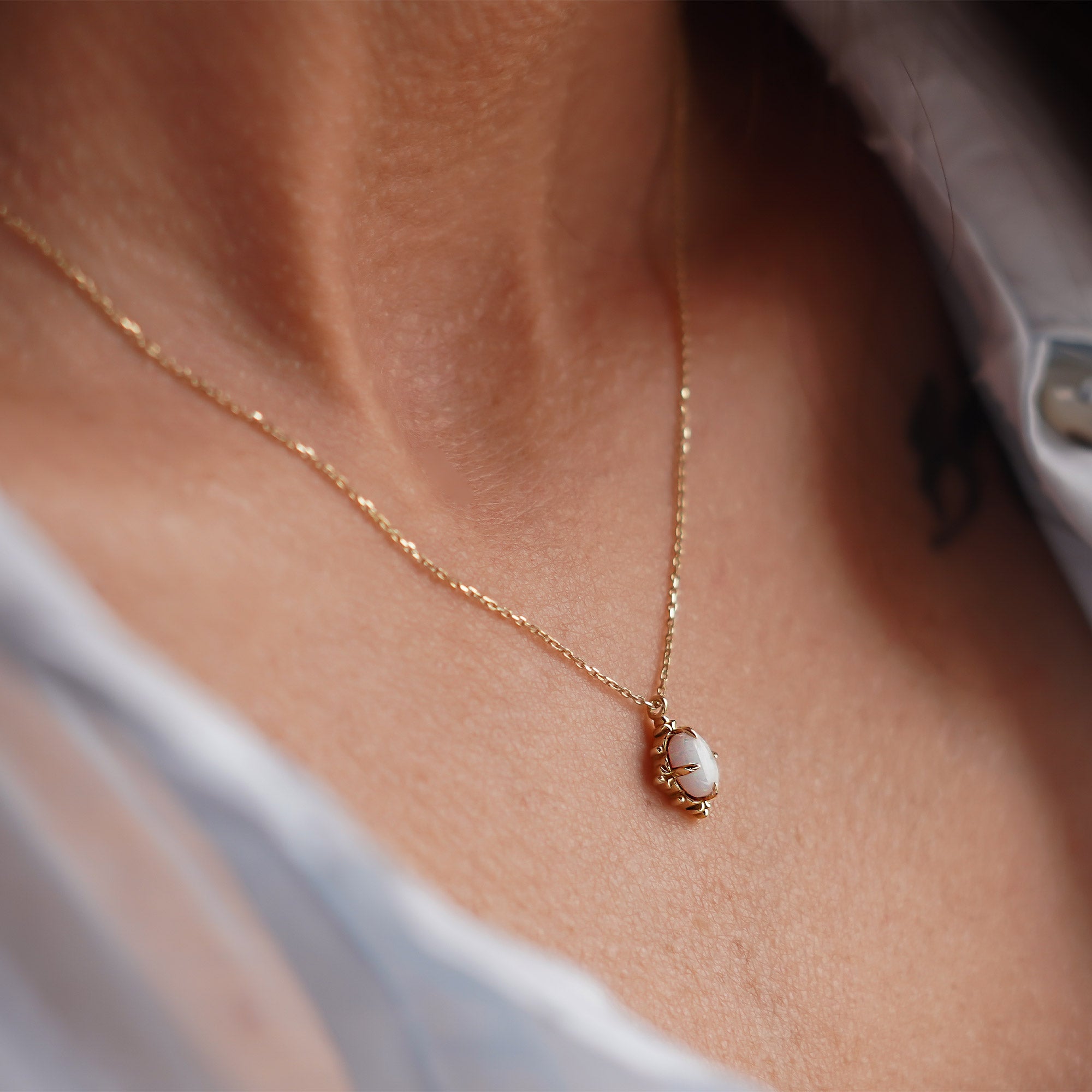 Opal Retro Kolye