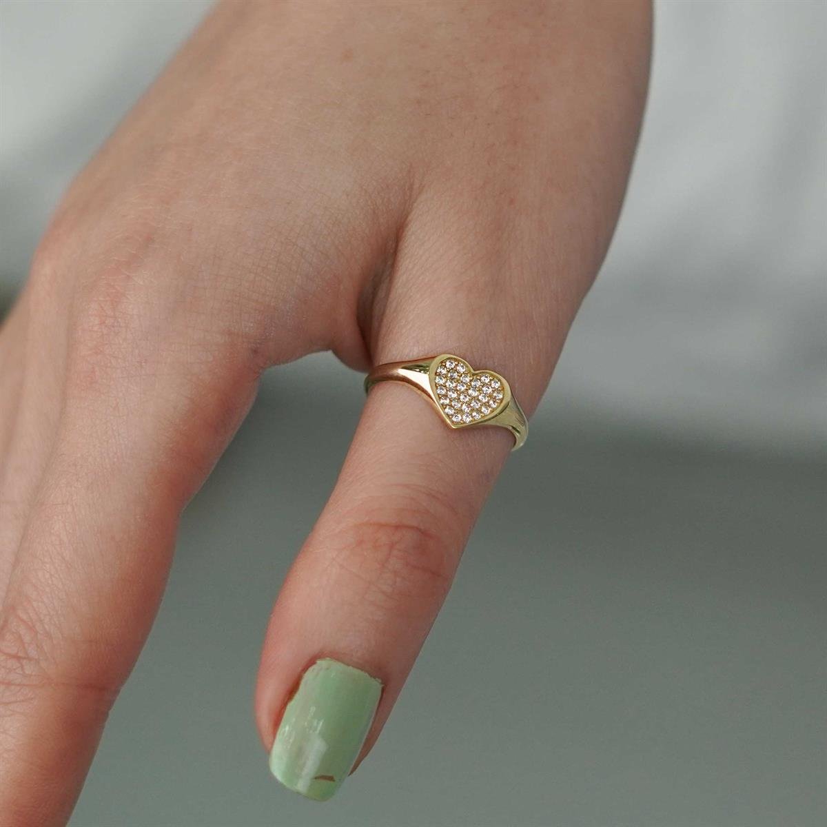 Taşlı Kalp Yüzük