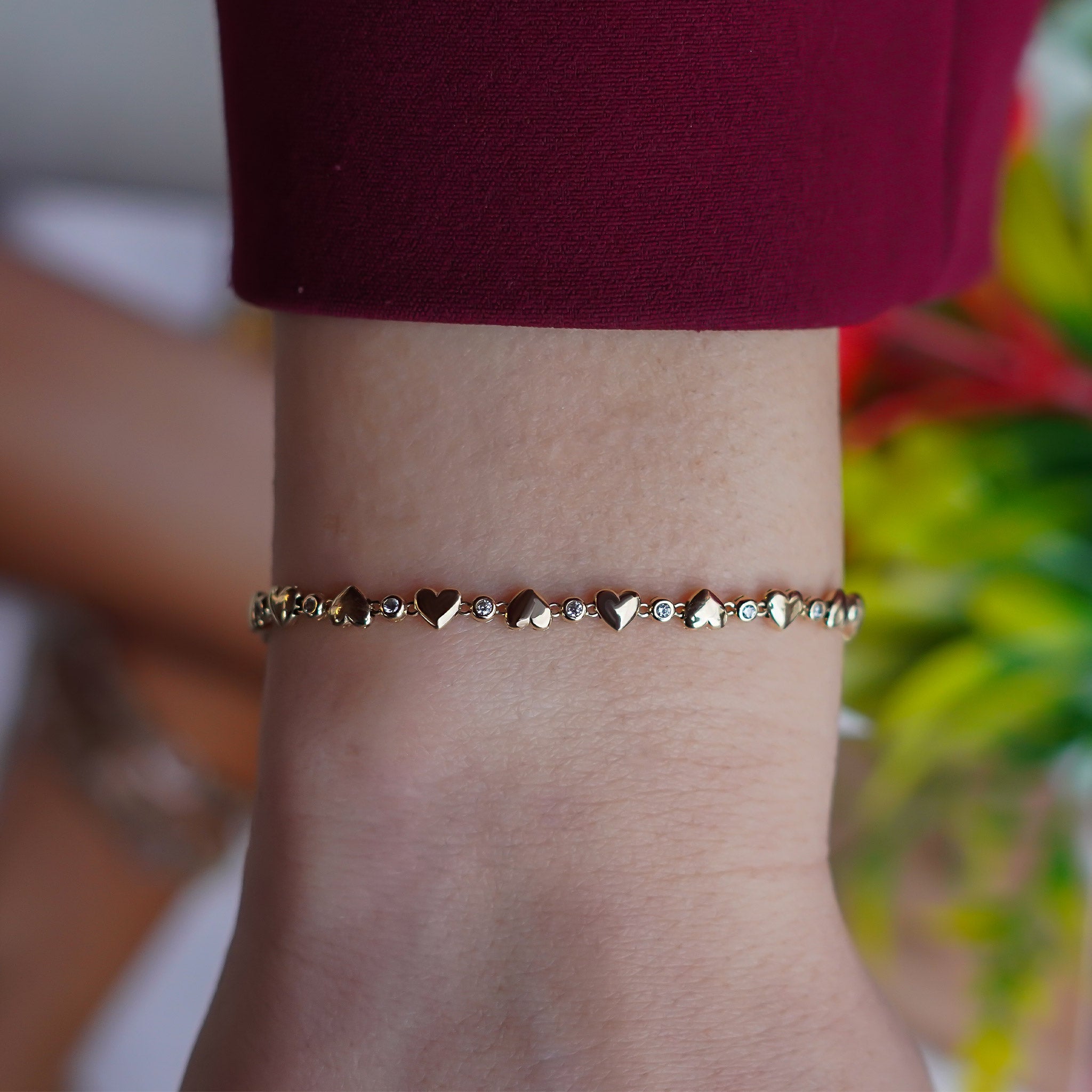 Taşlı Kalpler Bileklik