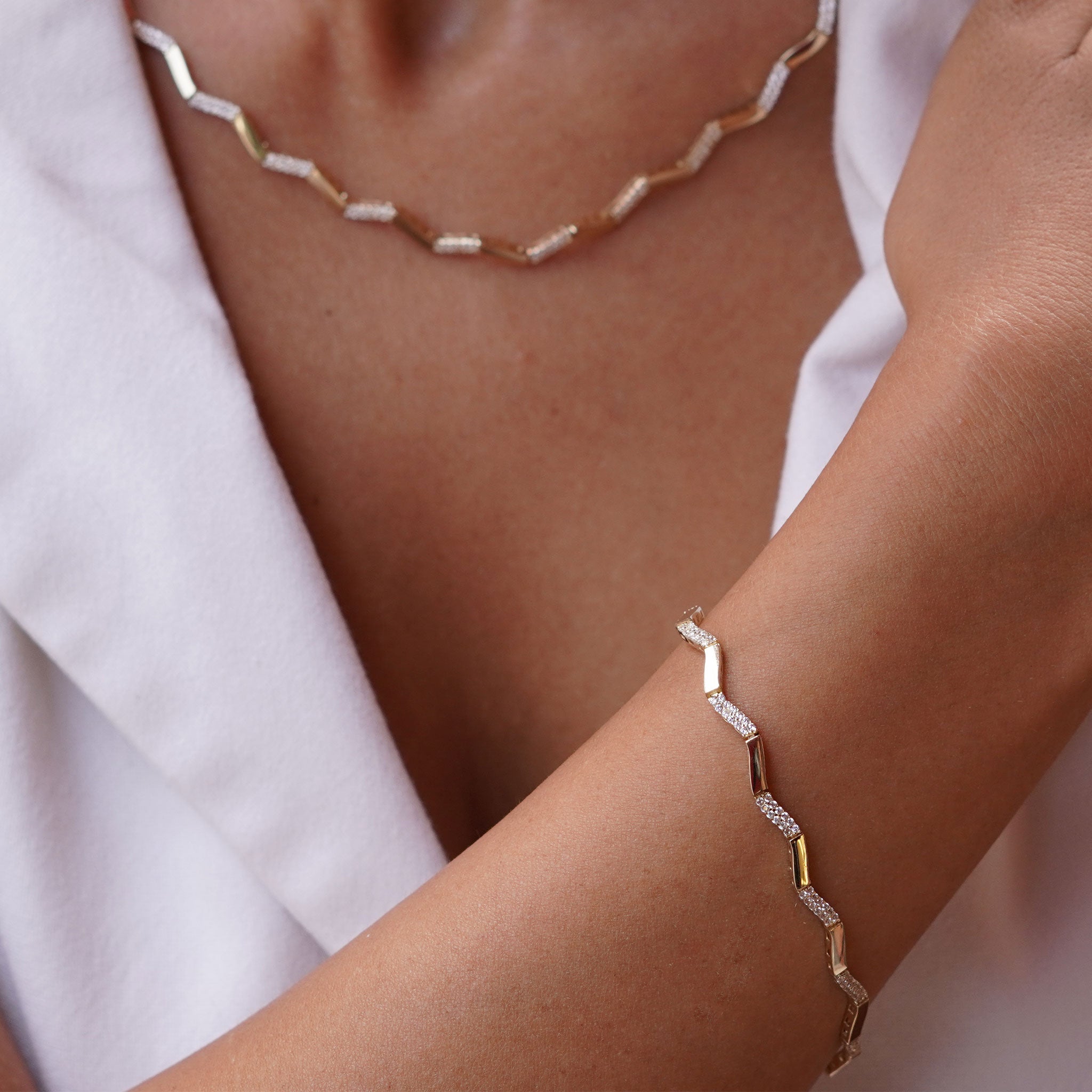 Taşlı Zikzak Bileklik