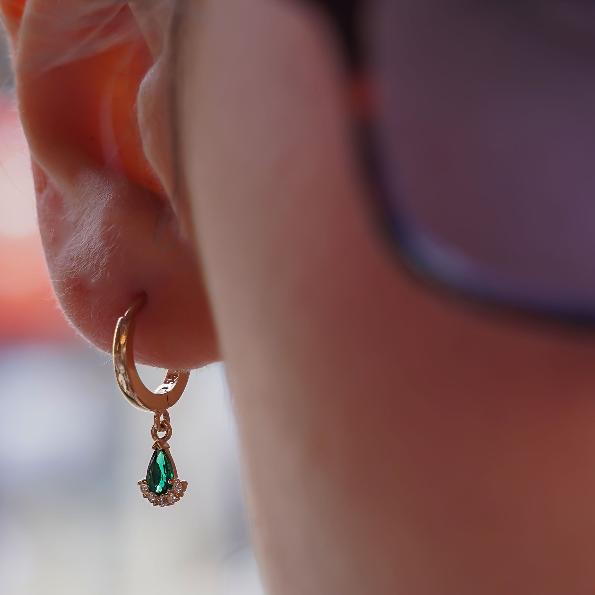 Yeşil Taşlı Damla Küpe