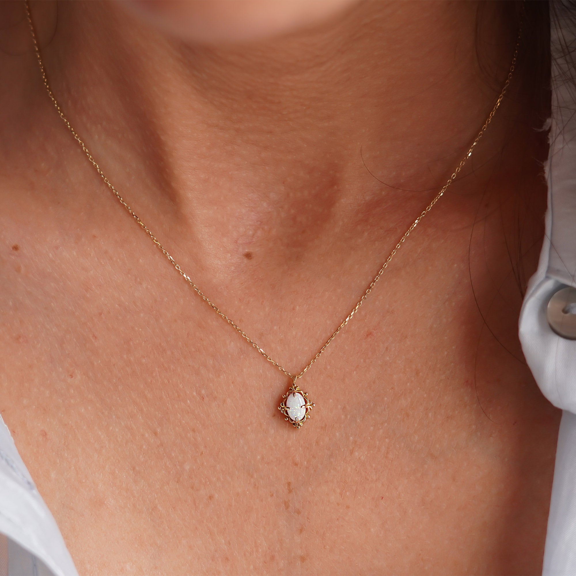 Opal Retro Kolye