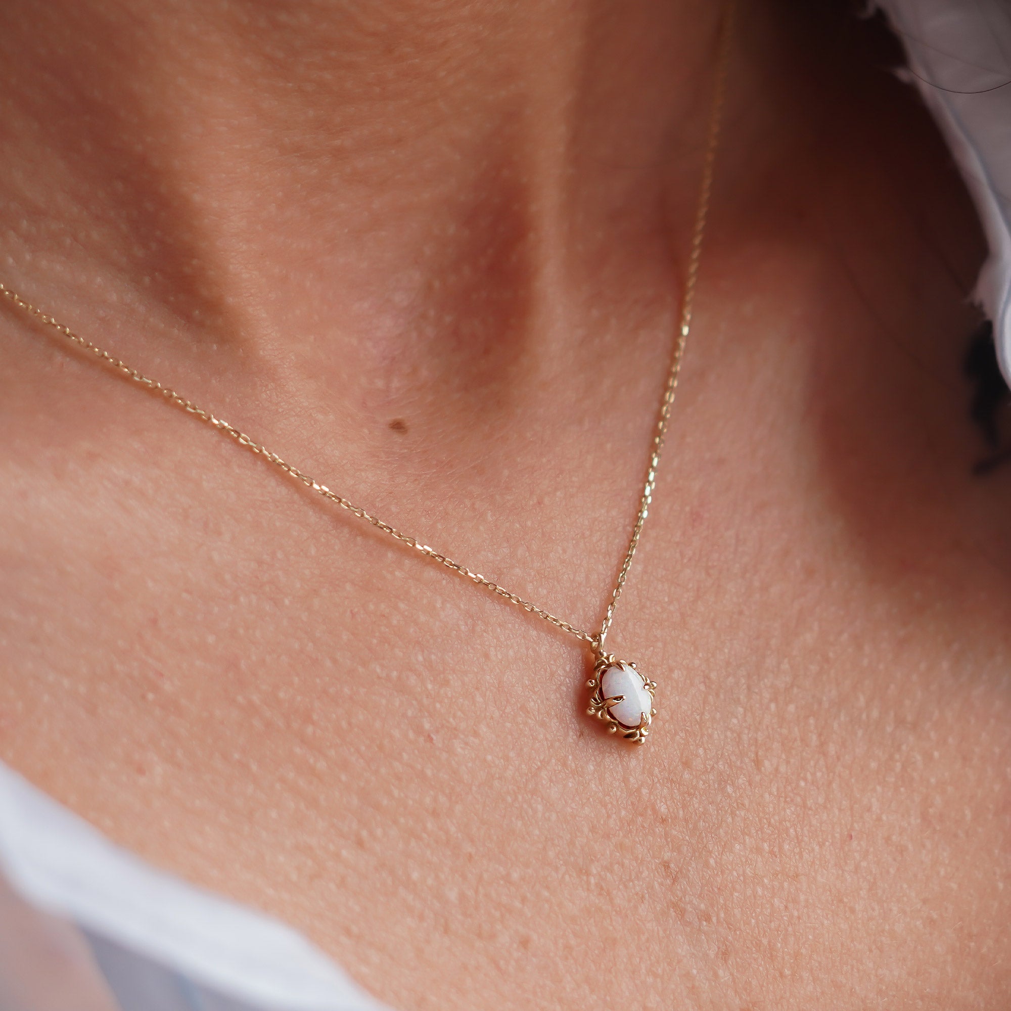 Opal Retro Kolye