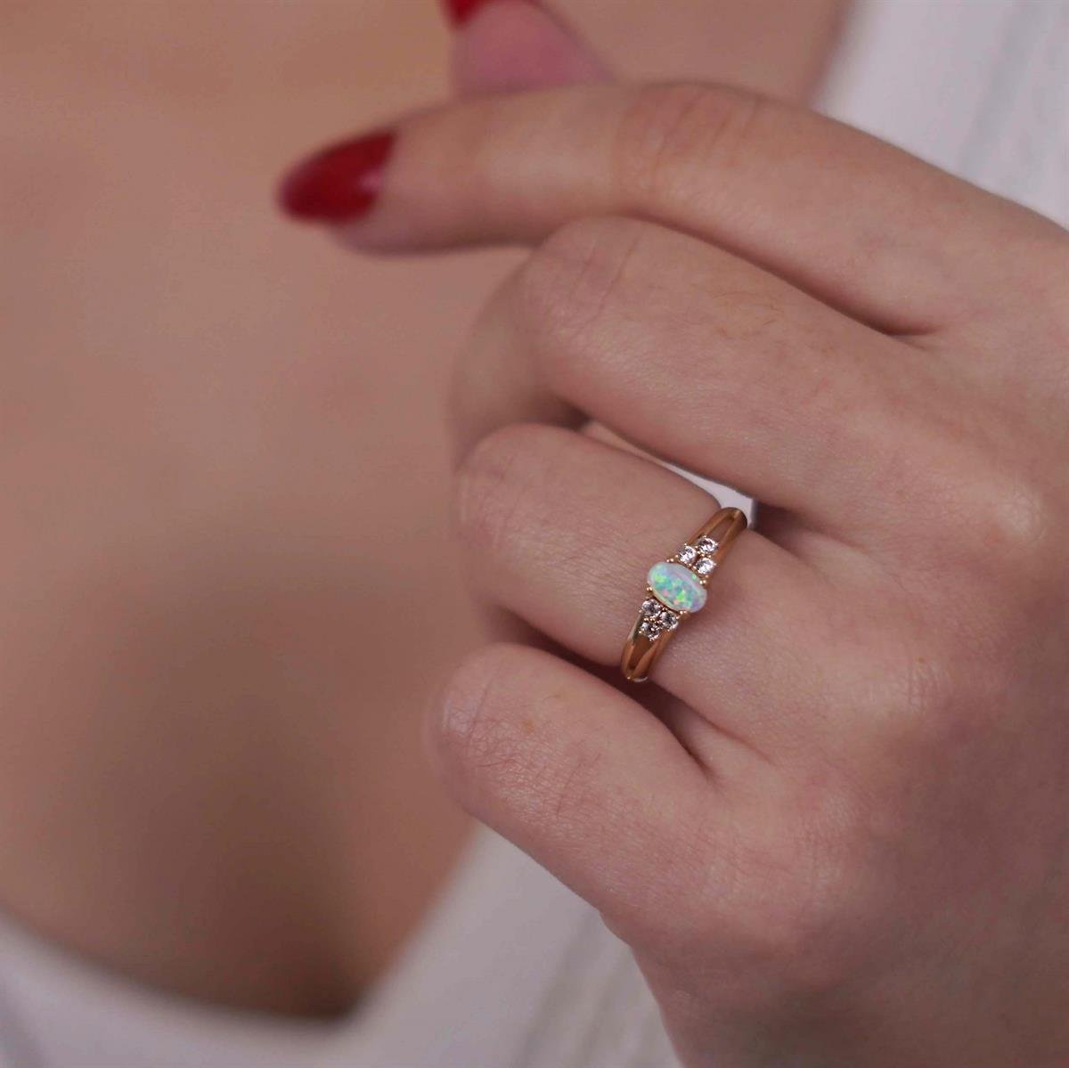 Opal Yüzük