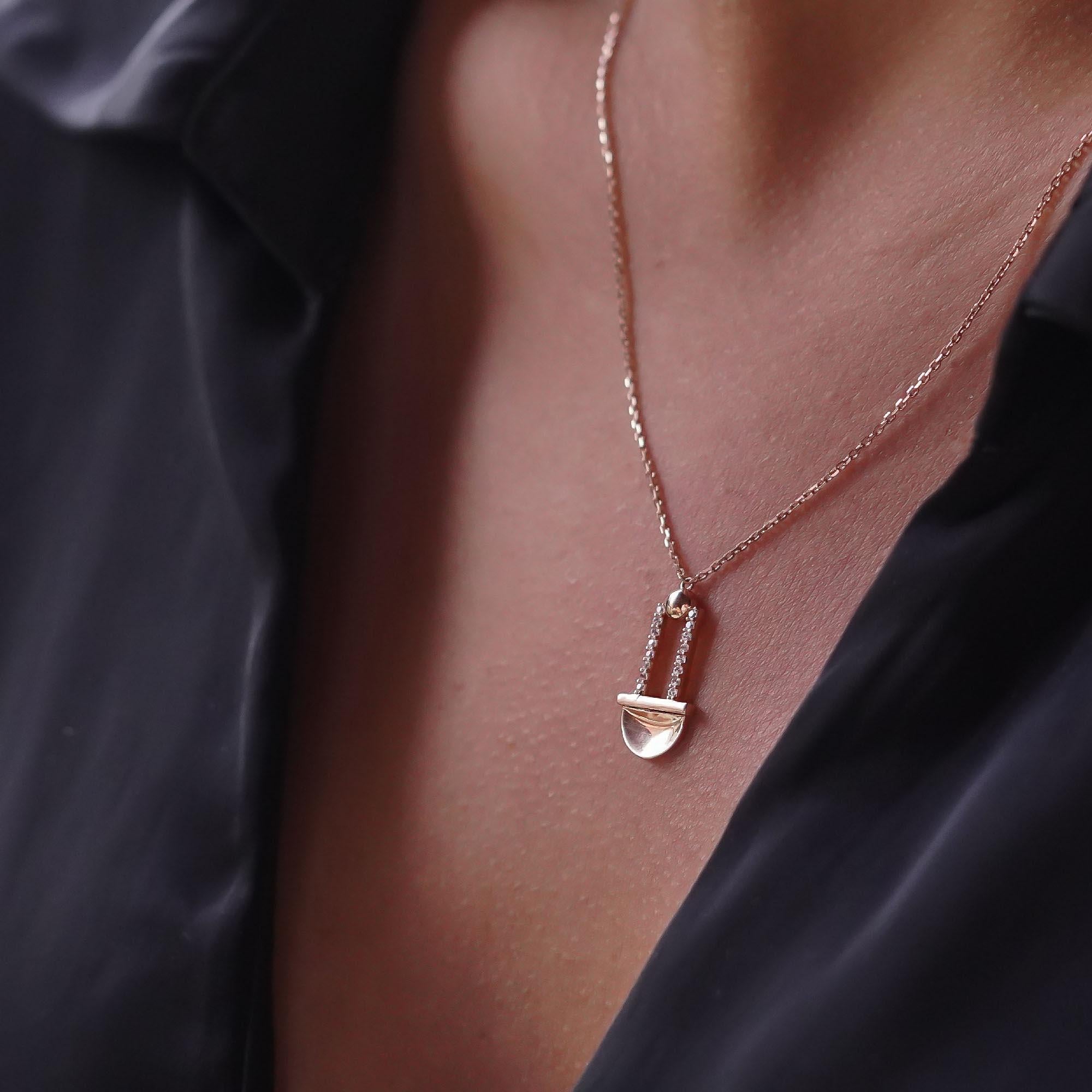Rose Minimal Kolye