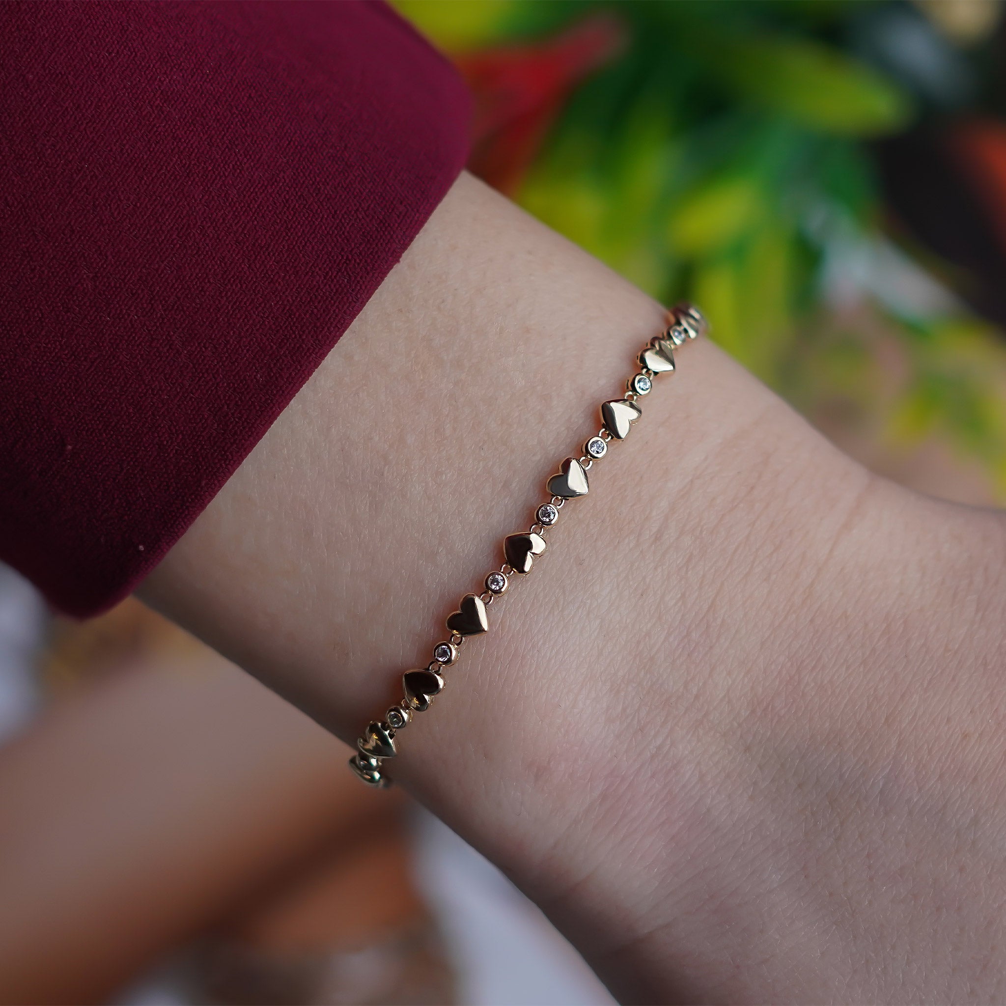 Taşlı Kalpler Bileklik