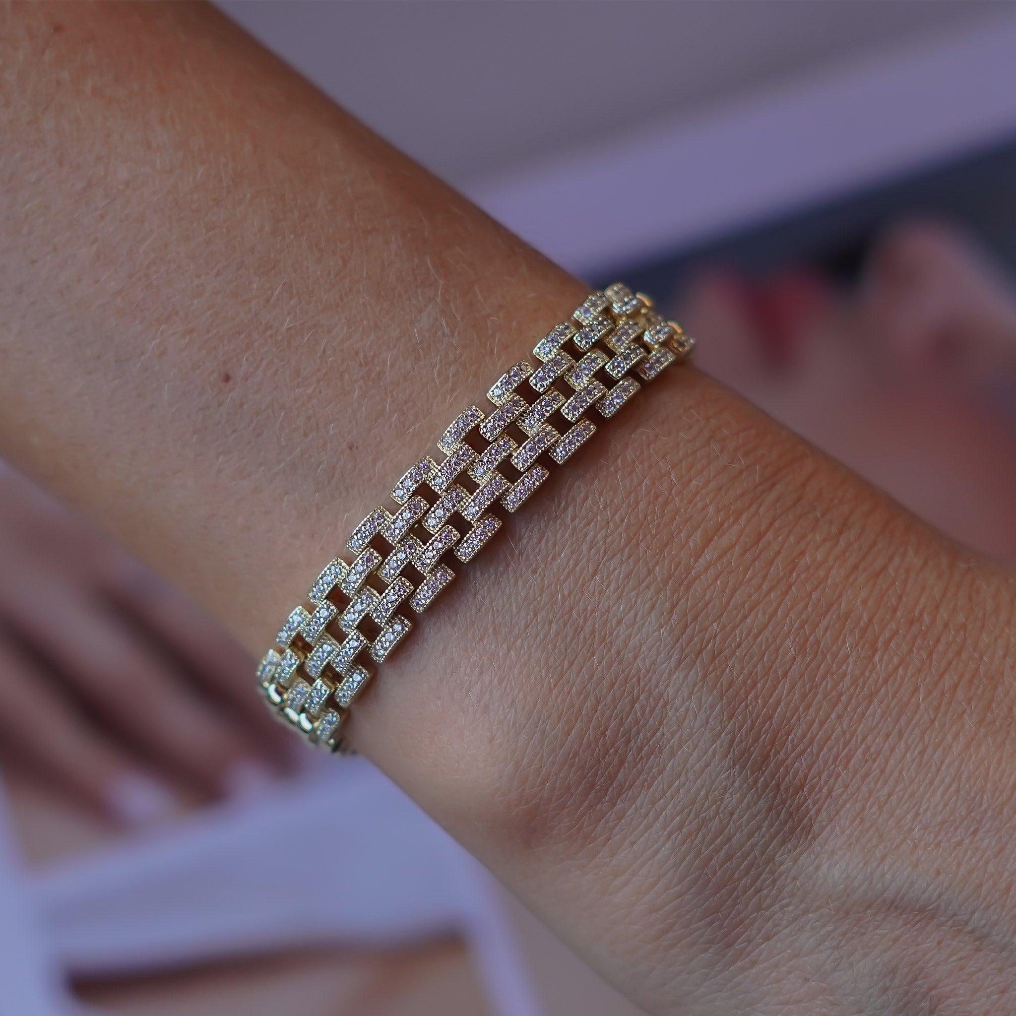 Taşlı Kordon Bileklik