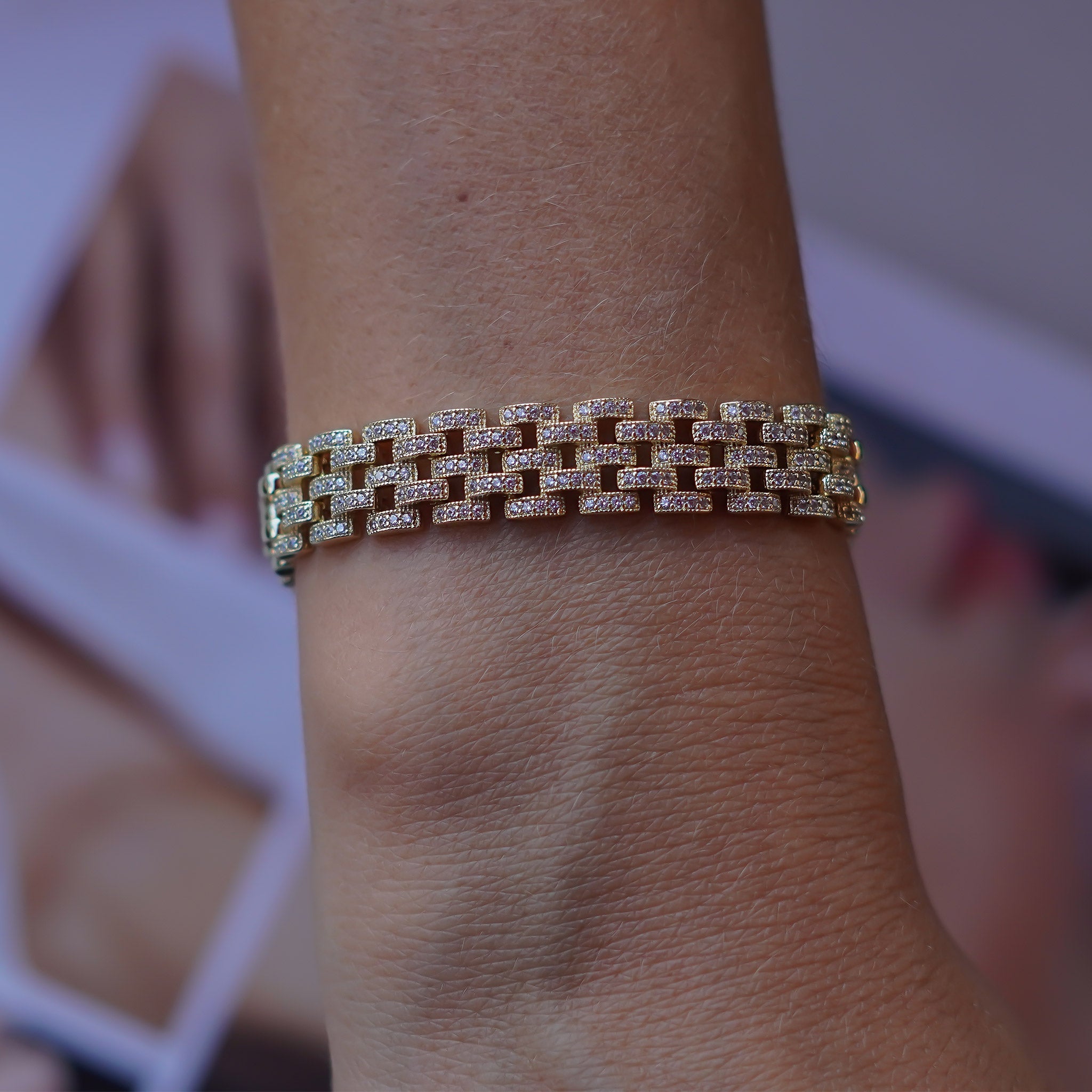 Taşlı Kordon Bileklik