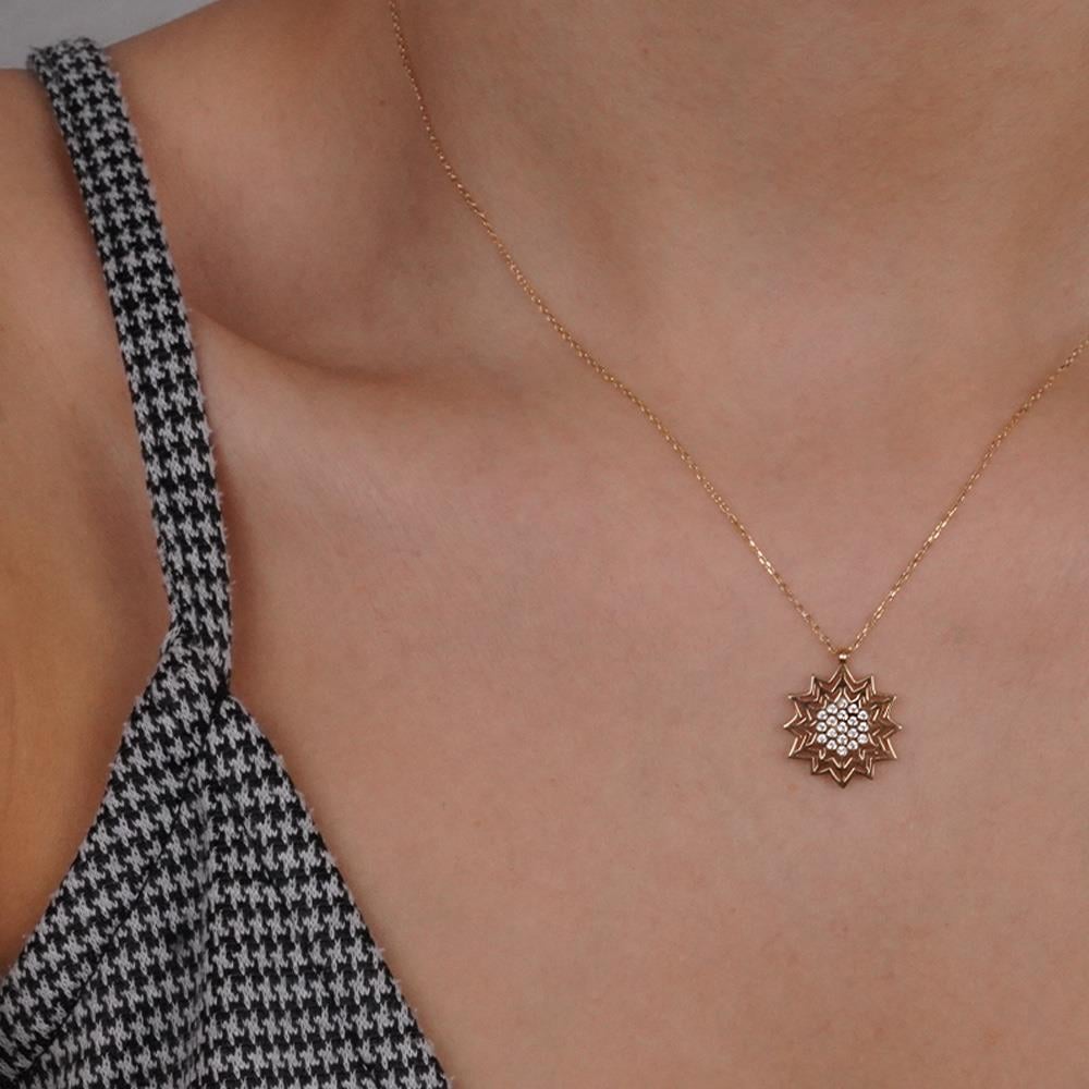 Taşlı Lotus Kolye