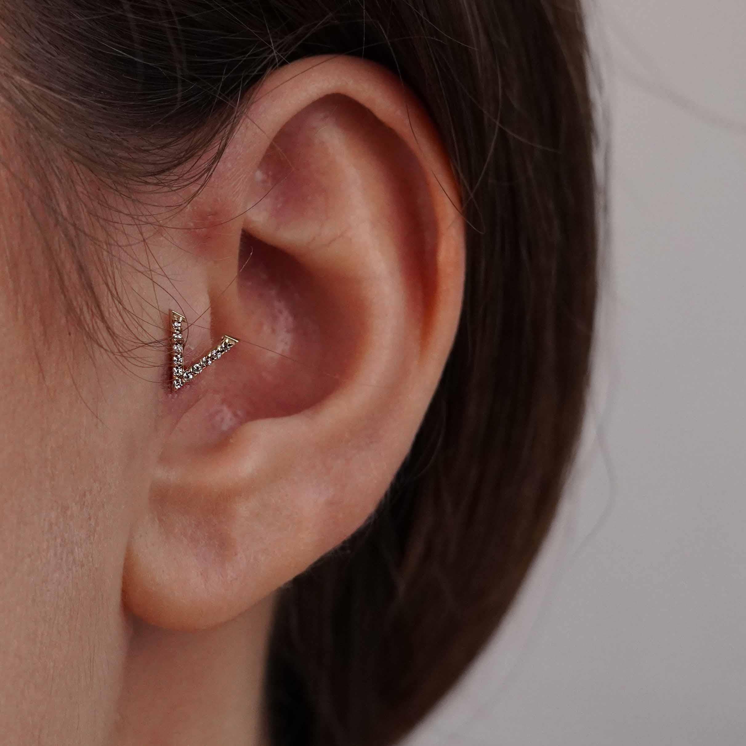 V Model Piercing