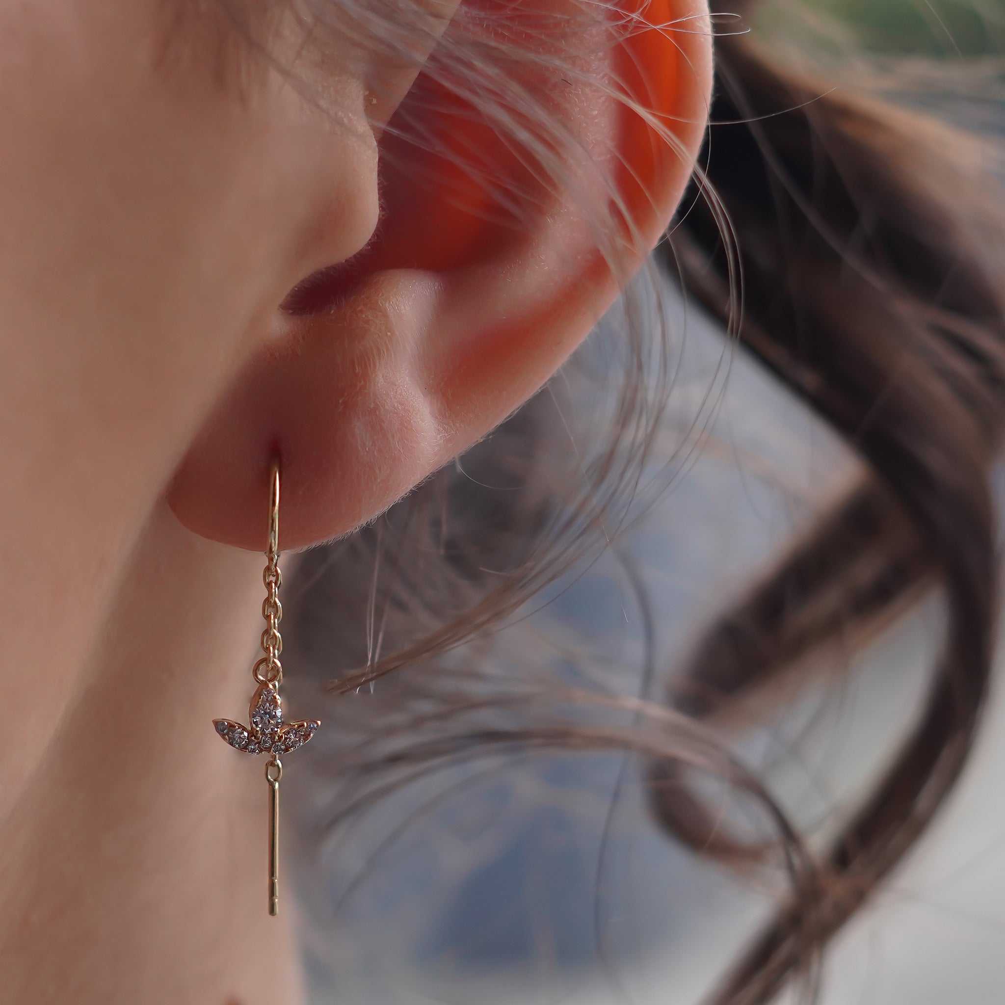 Zincirli Lotus Küpe